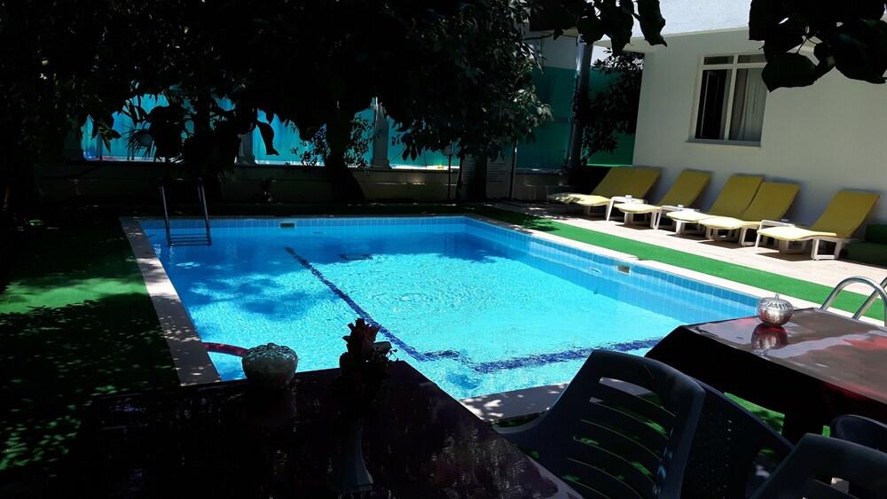 Kafkas Hotel Αττάλεια Εξωτερικό φωτογραφία